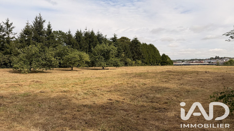 Ma-Cabane - Vente Terrain Saint-Quentin, 5372 m²