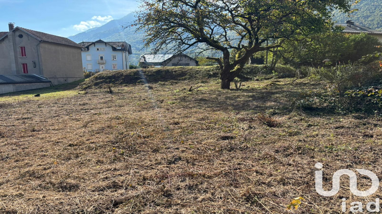 Ma-Cabane - Vente Terrain Saint-Rémy-de-Maurienne, 2215 m²