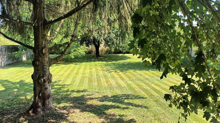 Ma-Cabane - Vente Terrain Saint-Romain-de-Jalionas, 858 m²