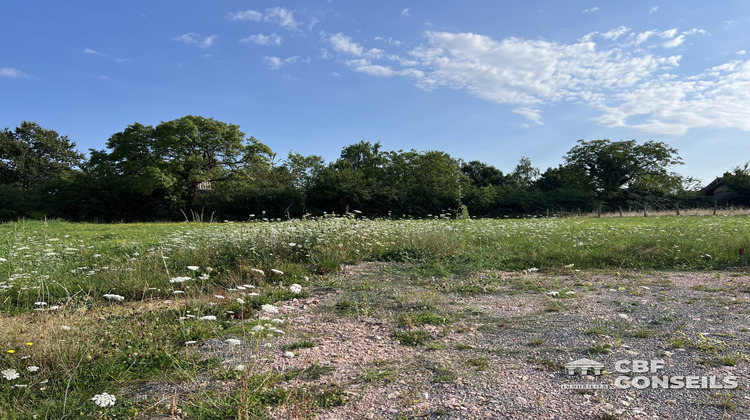 Ma-Cabane - Vente Terrain Saint-Sernin-du-Bois, 783 m²