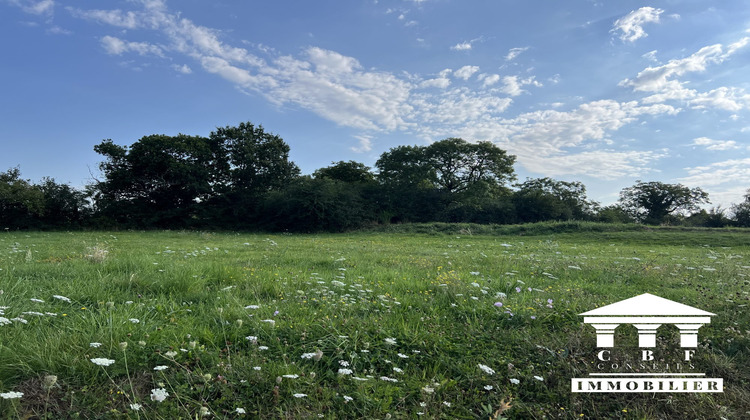 Ma-Cabane - Vente Terrain Saint-Sernin-du-Bois, 768 m²