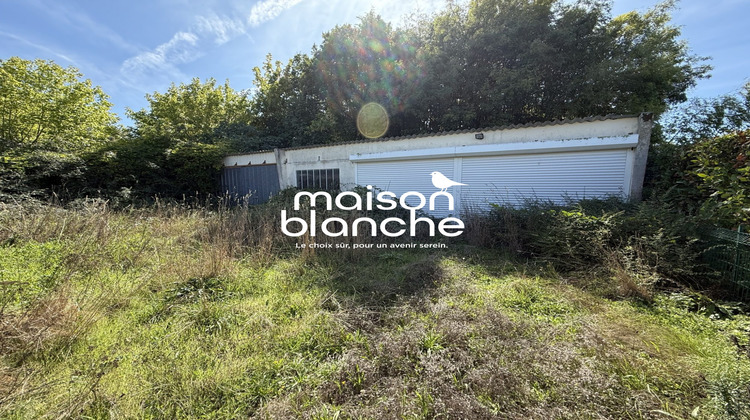 Ma-Cabane - Vente Terrain Saint-Seurin-sur-l'Isle, 1212 m²