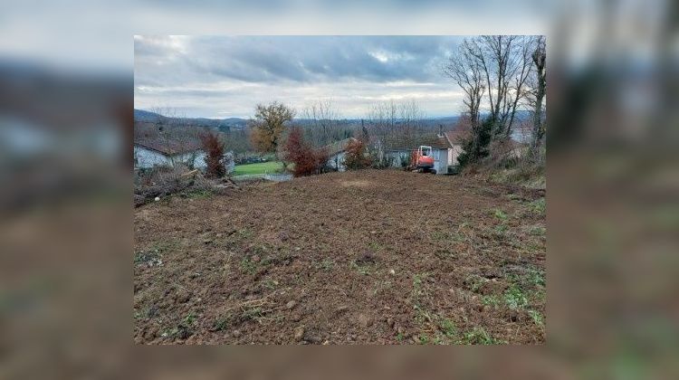 Ma-Cabane - Vente Terrain Saint-Siméon-de-Bressieux, 3300 m²