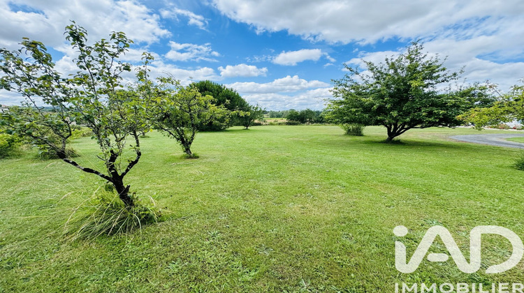Ma-Cabane - Vente Terrain Saint Sulpice en Pareds, 2900 m²