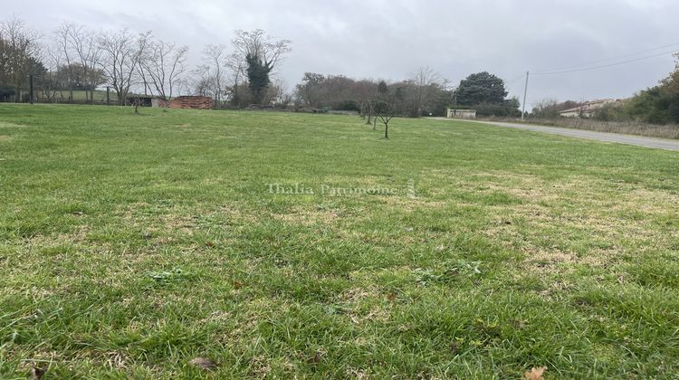 Ma-Cabane - Vente Terrain Saint-Sulpice-sur-Lèze, 1807 m²