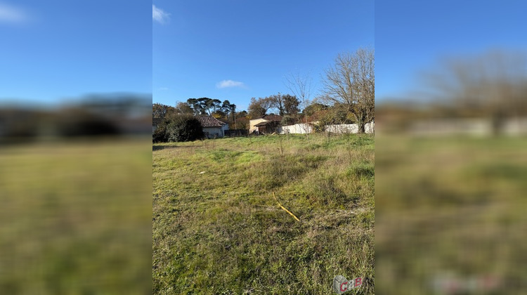 Ma-Cabane - Vente Terrain Saint-Symphorien, 714 m²