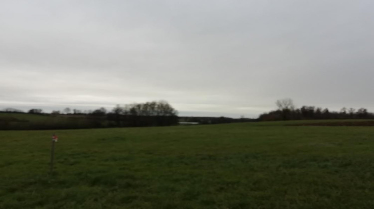 Ma-Cabane - Vente Terrain SAINT TRIVIER DE COURTES, 1550 m²