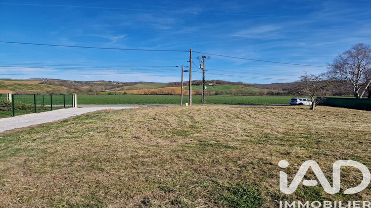 Ma-Cabane - Vente Terrain Saint-Victor-Rouzaud, 729 m²