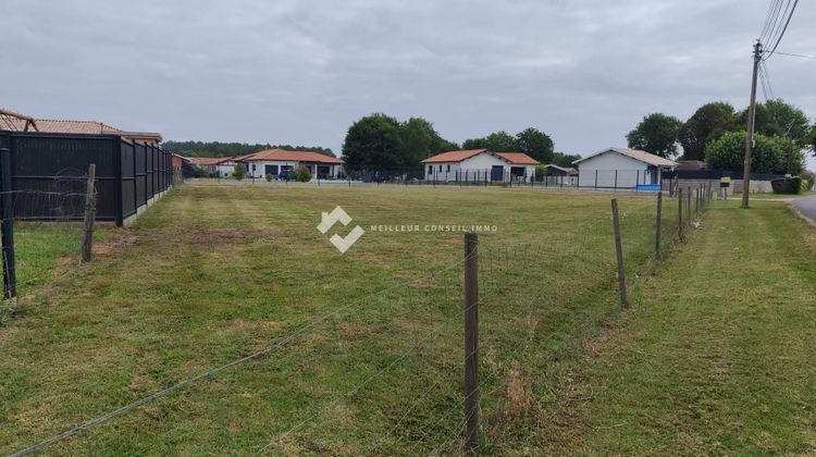 Ma-Cabane - Vente Terrain Saint-Vincent-de-Paul, 1000 m²