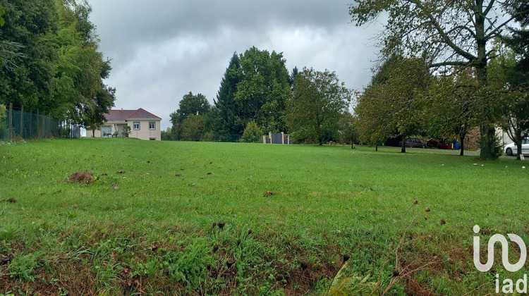 Ma-Cabane - Vente Terrain Saint-Yrieix-la-Perche, 2126 m²