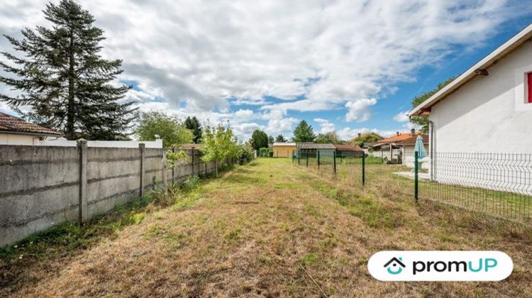 Ma-Cabane - Vente Terrain Saint-Yzan-de-Soudiac, 526 m²