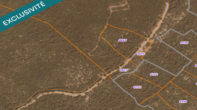 Ma-Cabane - Vente Terrain Sainte-Anastasie-sur-Issole, 5350 m²
