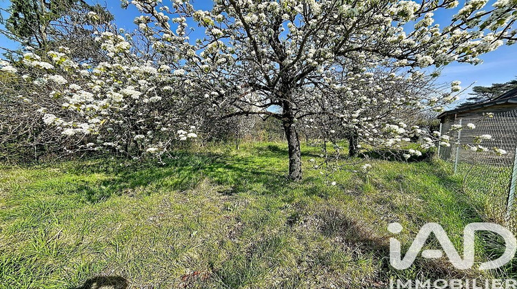 Ma-Cabane - Vente Terrain Sainte-Catherine-de-Fierbois, 391 m²