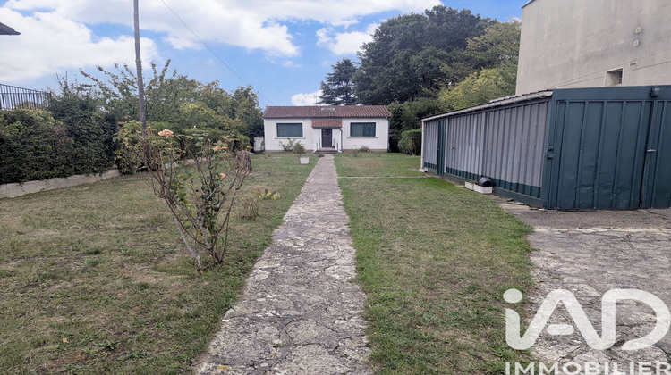 Ma-Cabane - Vente Terrain Sainte-Geneviève-des-Bois, 700 m²