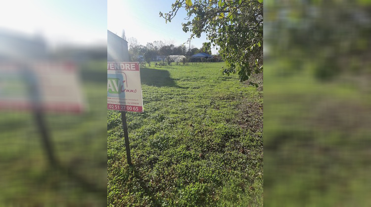 Ma-Cabane - Vente Terrain Sainte-Hermine, 1063 m²