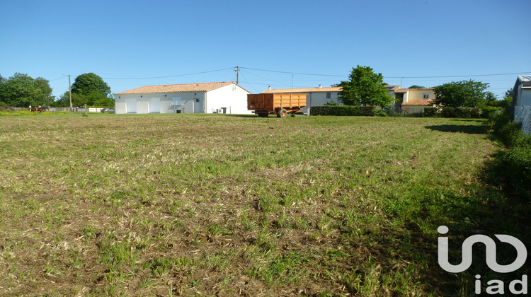 Ma-Cabane - Vente Terrain Sainte-Hermine, 1096 m²