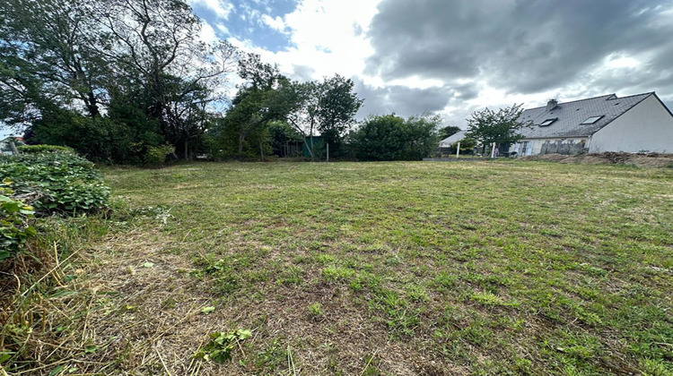 Ma-Cabane - Vente Terrain SAINTE LUCE SUR LOIRE, 398 m²