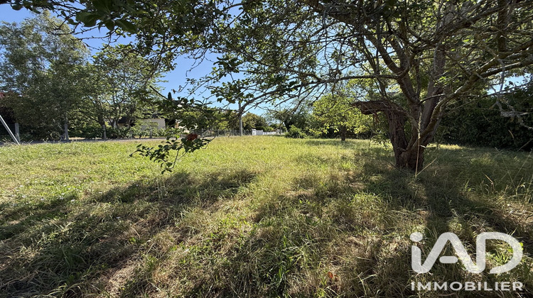 Ma-Cabane - Vente Terrain Saintry-sur-Seine, 897 m²