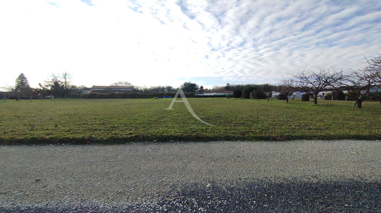 Ma-Cabane - Vente Terrain SALIGNAC-SUR-CHARENTE, 903 m²