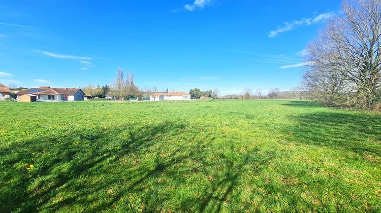 Ma-Cabane - Vente Terrain Sauveterre-de-Béarn, 2976 m²