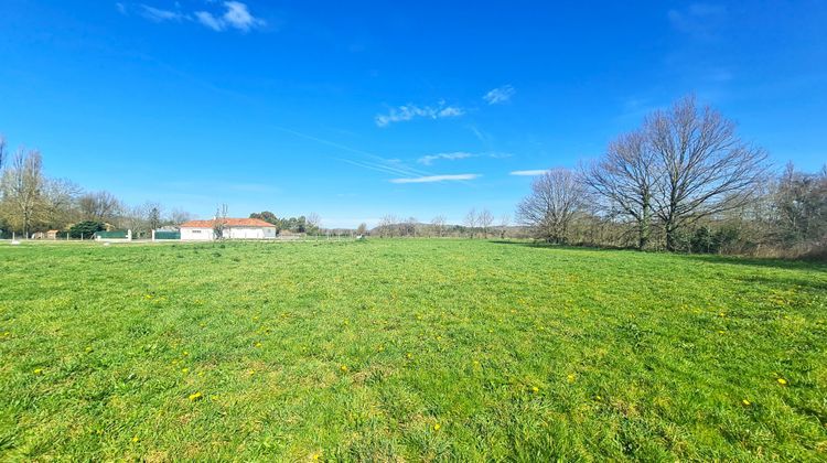 Ma-Cabane - Vente Terrain Sauveterre-de-Béarn, 2976 m²