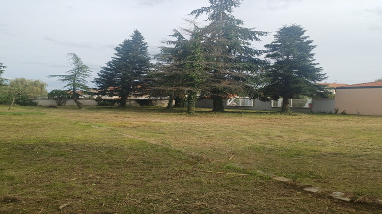 Ma-Cabane - Vente Terrain Savigneux, 724 m²