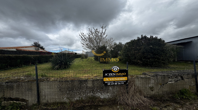 Ma-Cabane - Vente Terrain Secondigny, 685 m²