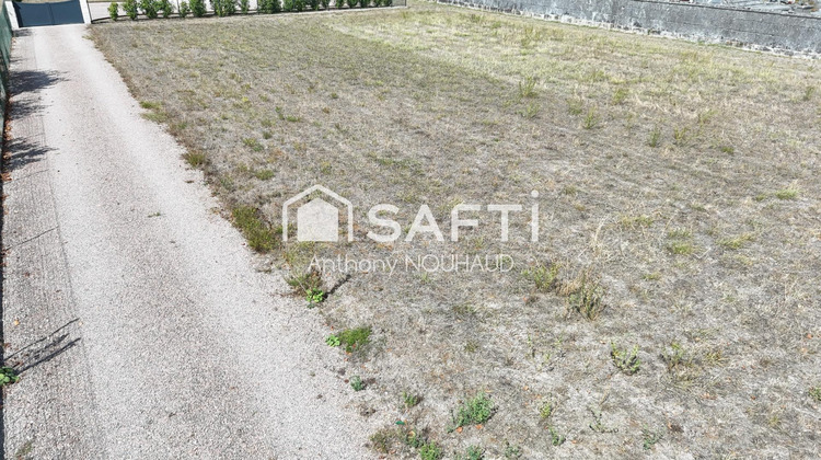 Ma-Cabane - Vente Terrain Segonzac, 900 m²