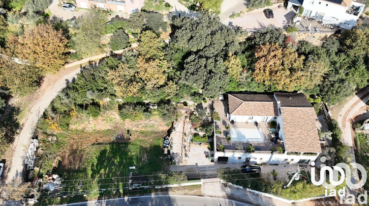 Ma-Cabane - Vente Terrain Solliès-Toucas, 1400 m²