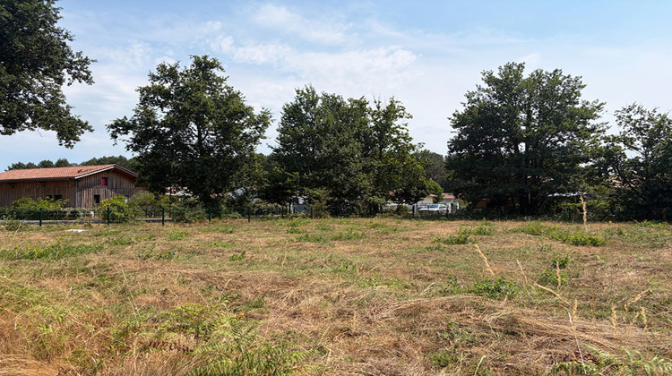 Ma-Cabane - Vente Terrain SOUSTONS, 663 m²