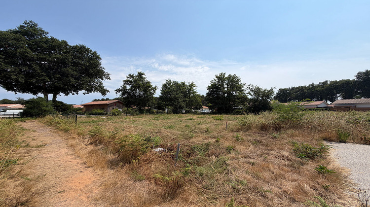 Ma-Cabane - Vente Terrain SOUSTONS, 663 m²