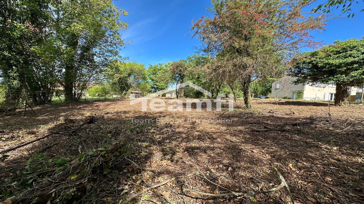 Ma-Cabane - Vente Terrain Thiers, 1435 m²