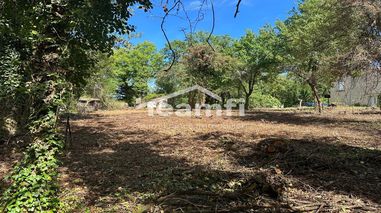 Ma-Cabane - Vente Terrain Thiers, 1435 m²