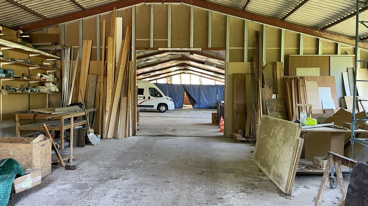 Ma-Cabane - Vente Terrain THIERS, 1000 m²