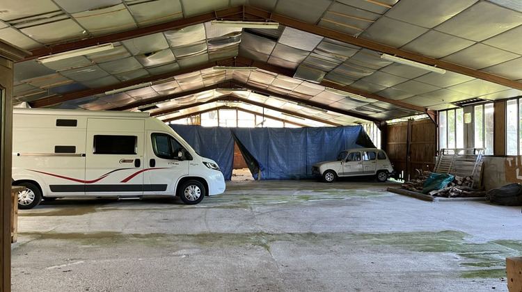 Ma-Cabane - Vente Terrain THIERS, 1000 m²