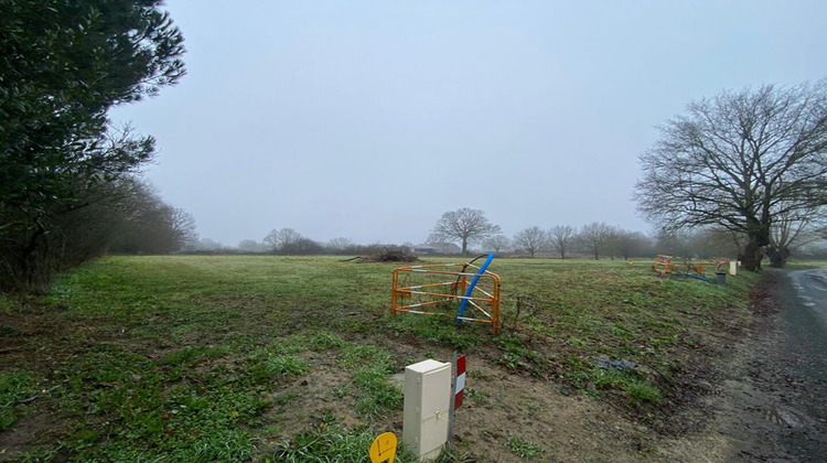 Ma-Cabane - Vente Terrain TIERCE, 660 m²