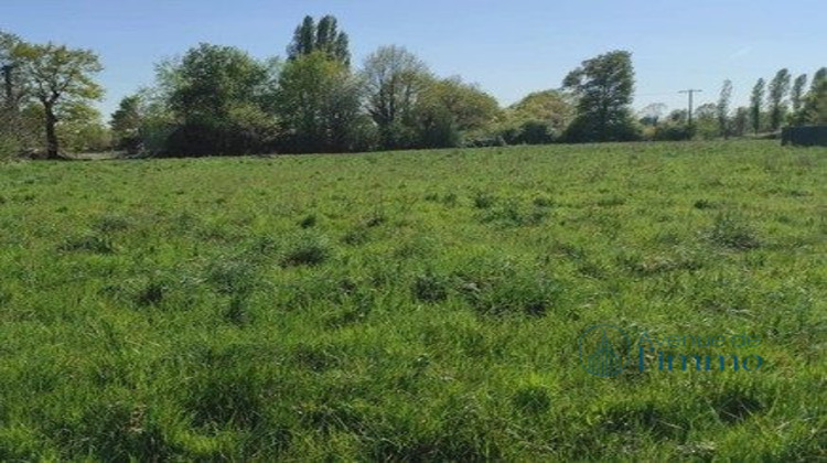 Ma-Cabane - Vente Terrain Tiercé, 582 m²
