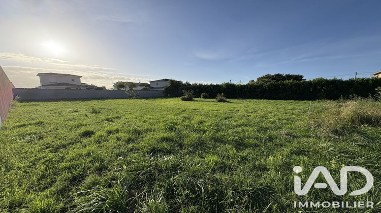 Ma-Cabane - Vente Terrain Tournon-sur-Rhône, 976 m²