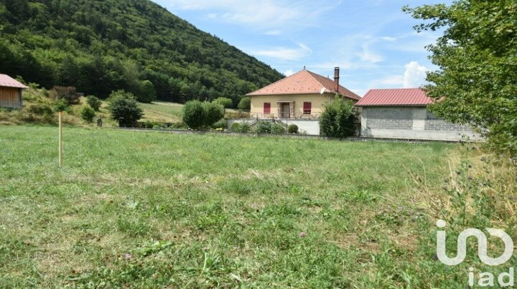 Ma-Cabane - Vente Terrain Tréminis, 730 m²