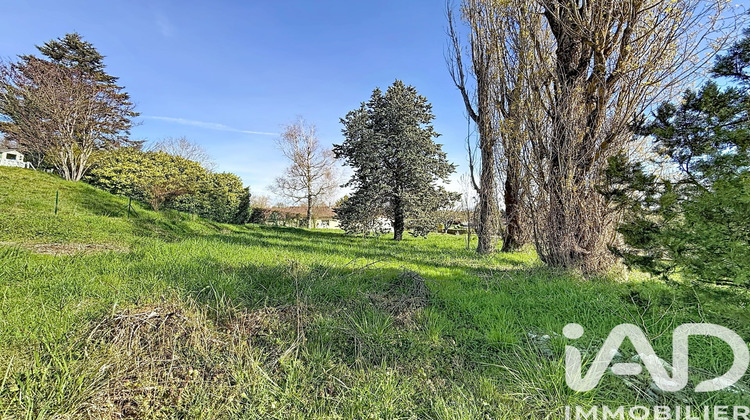 Ma-Cabane - Vente Terrain Trept, 973 m²