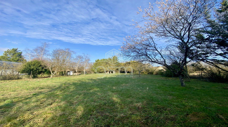 Ma-Cabane - Vente Terrain Truyes, 1879 m²