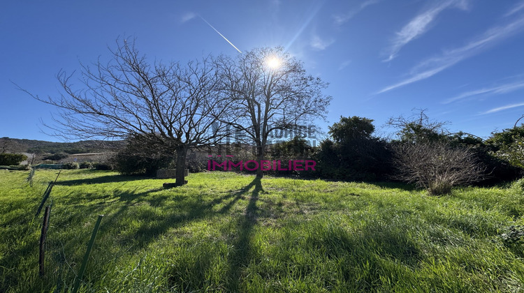 Ma-Cabane - Vente Terrain Uchaux, 700 m²