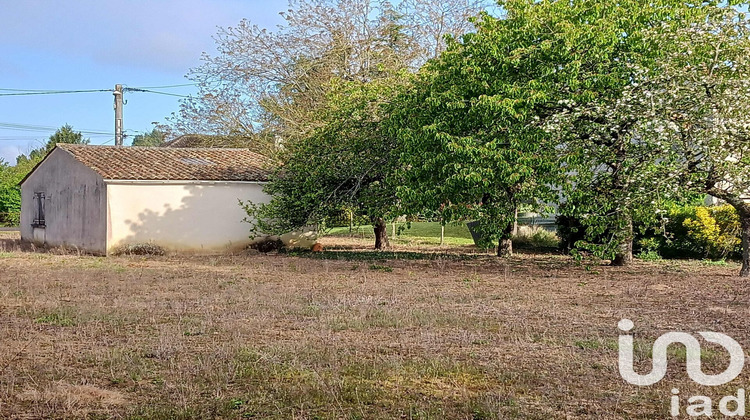 Ma-Cabane - Vente Terrain Usson-du-Poitou, 977 m²