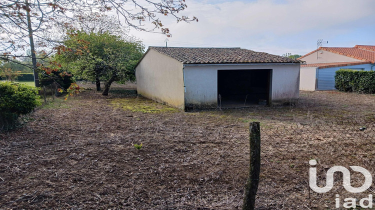 Ma-Cabane - Vente Terrain Usson-du-Poitou, 977 m²