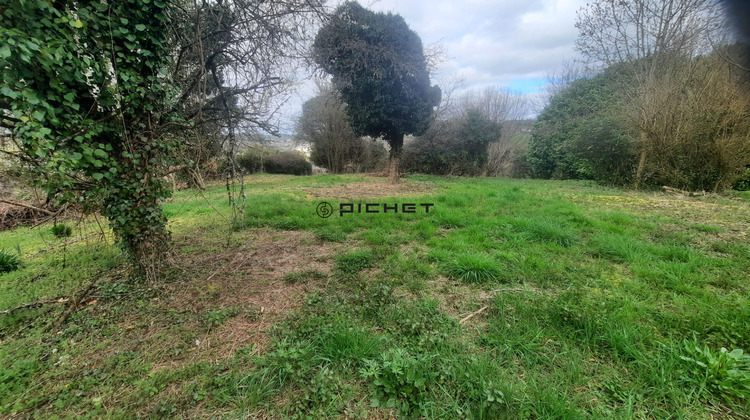 Ma-Cabane - Vente Terrain UZERCHE, 1979 m²