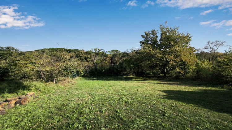 Ma-Cabane - Vente Terrain Uzès, 3300 m²