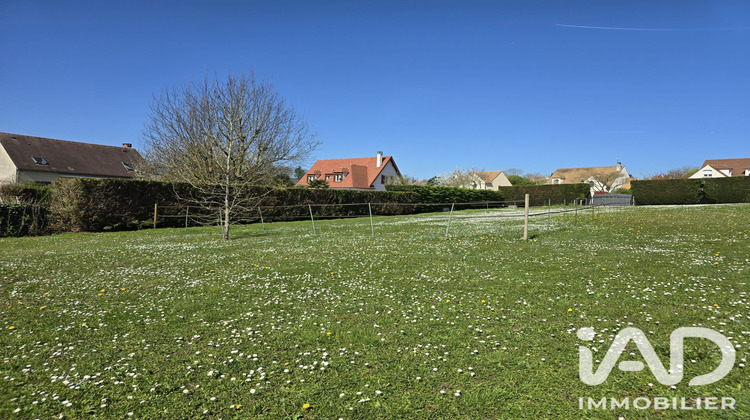 Ma-Cabane - Vente Terrain Varennes-Jarcy, 1180 m²