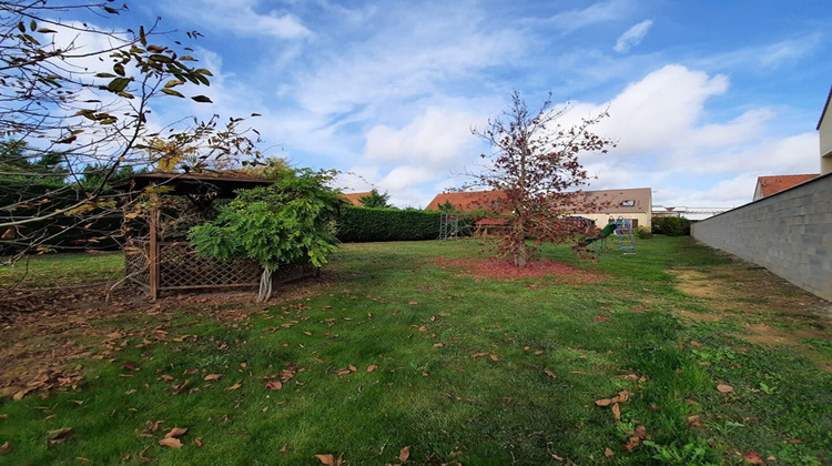 Ma-Cabane - Vente Terrain Varennes-sur-Seine, 805 m²