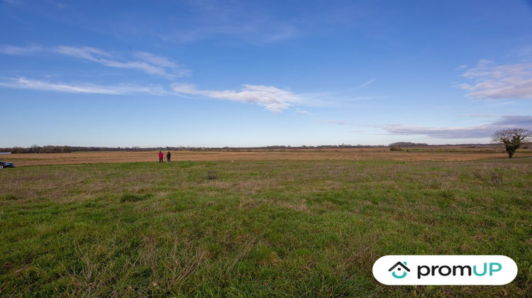 Ma-Cabane - Vente Terrain Varzay, 8912 m²