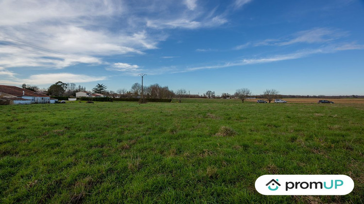 Ma-Cabane - Vente Terrain Varzay, 8912 m²